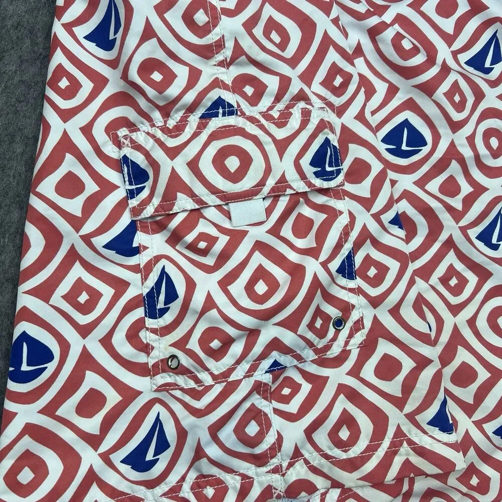 Vineyard Vines Men's Chappy Swim Trunks Board Shorts Red Blue Boats Swim Size 38